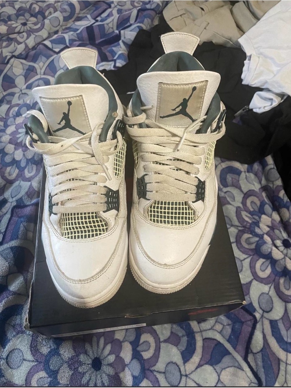 Air Jordan 4 men Basketball Shoes - White/Olive